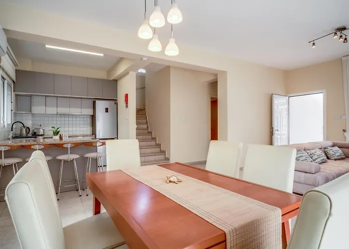 Feriehus Amphitrite Paralimni